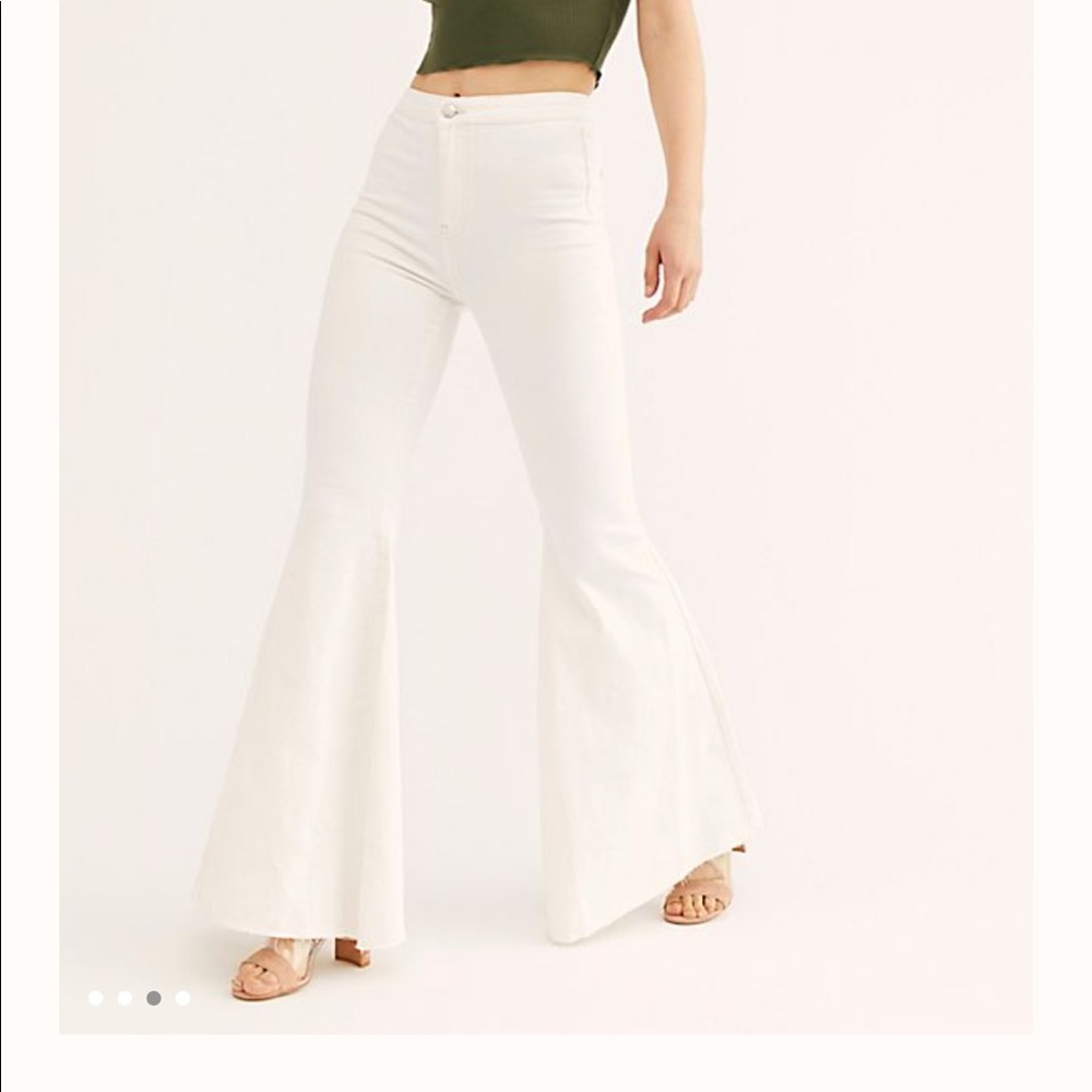 Just Float On Flare Jeans by FREE PEOPLE